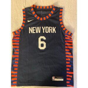 NWOT NY Knicks Youth Swingman Jersey Kristaps Porzingis